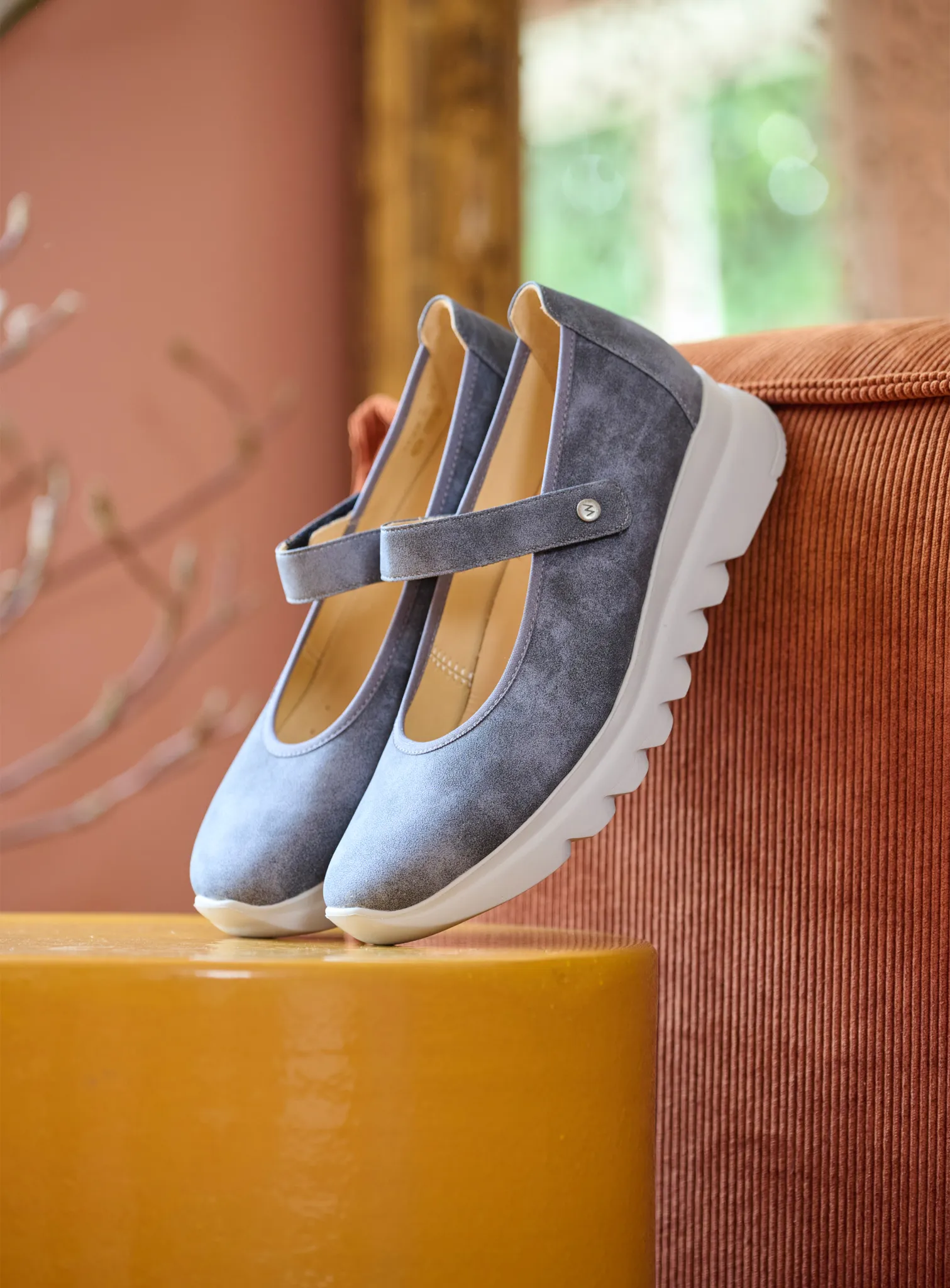 Wolky Riemchenschuhe 02129 Snary Jane F2F 84840 Biocare vegan jeans