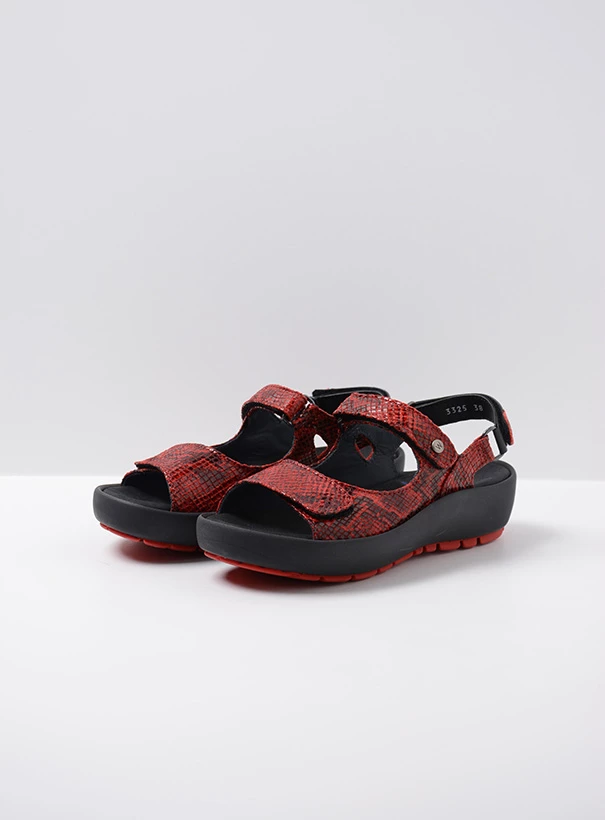 wolky sandalen 03325 rio 98500 rood snake print leer front