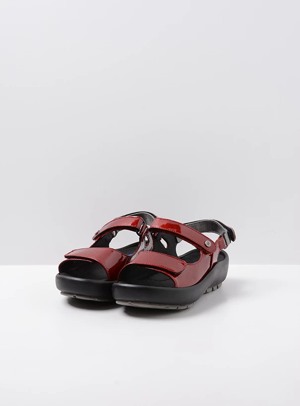 wolky sandalen 03333 brasilia 60500 lackleder rot front
